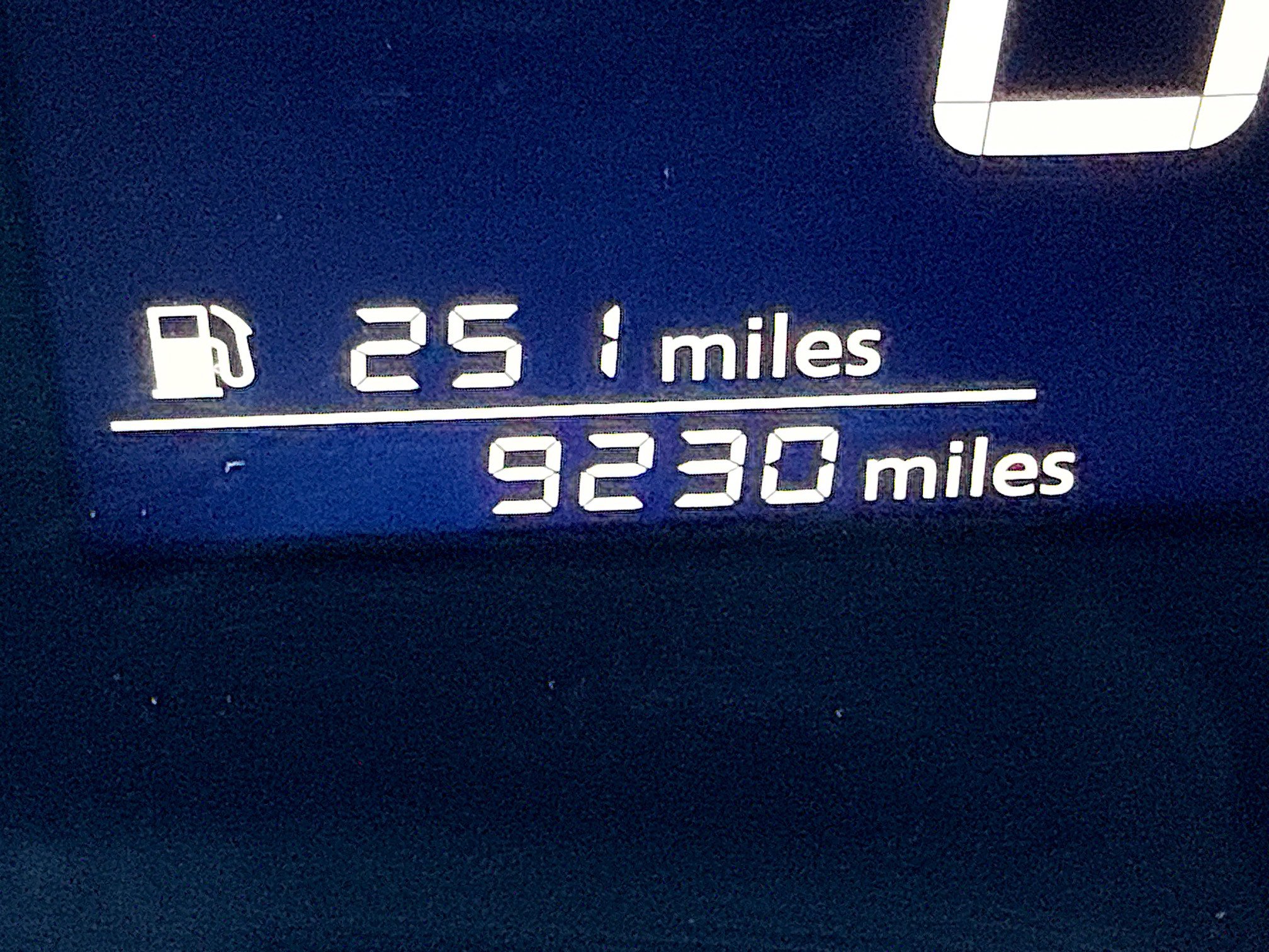 Used 2025 Nissan Kicks S image 39