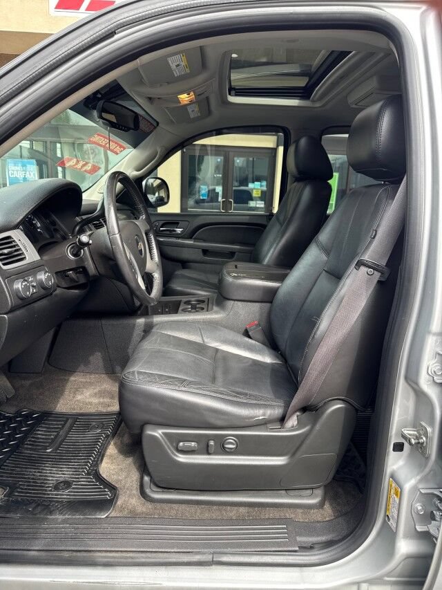 Used 2010 Chevrolet Tahoe LT AWD/4WD image 9