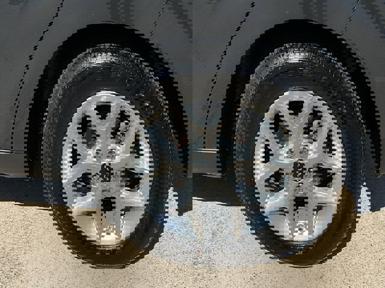 Used 2025 Kia Soul LX w/ LX Technology Package image 10