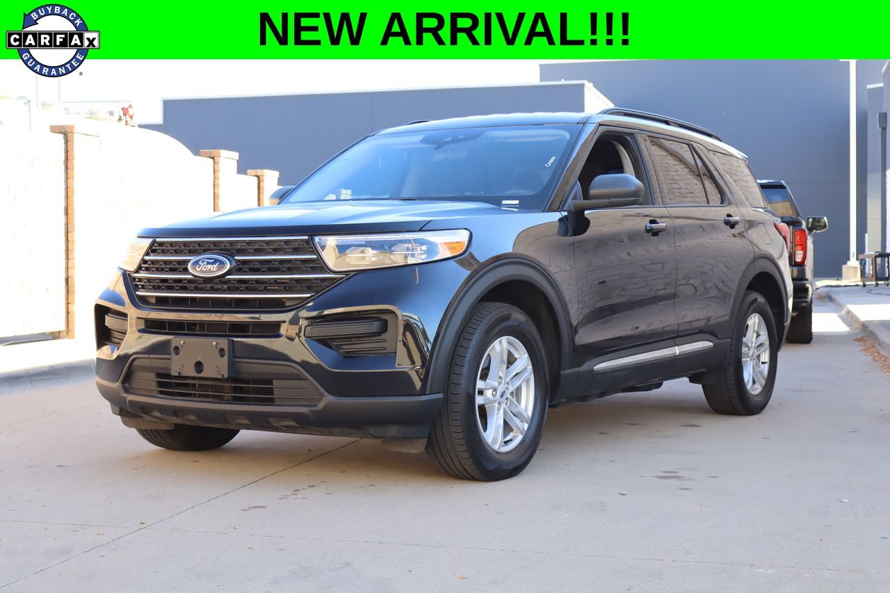 Used 2023 Ford Explorer XLT AWD/4WD image 1