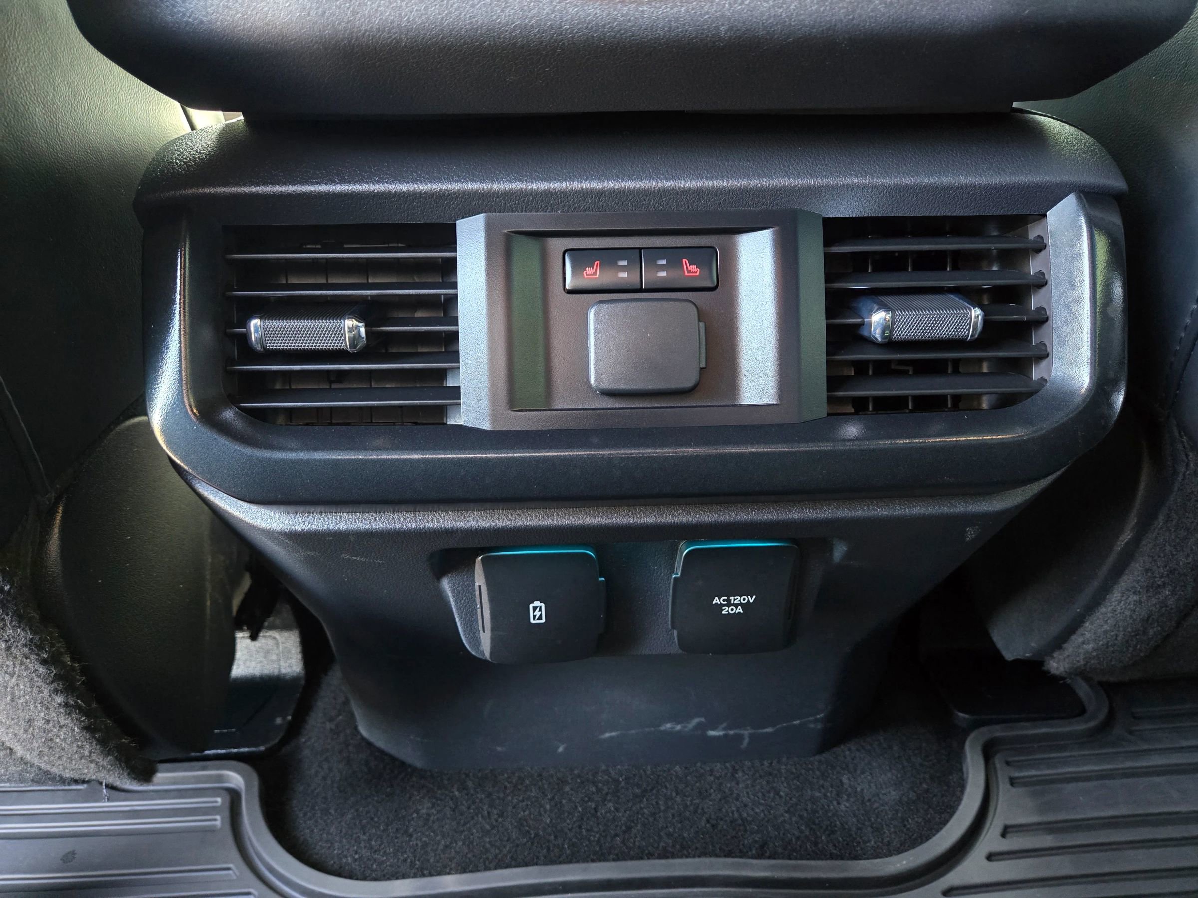 Used 2023 Ford F150 Raptor w/ Raptor 37 Performance Package AWD/4WD image 17