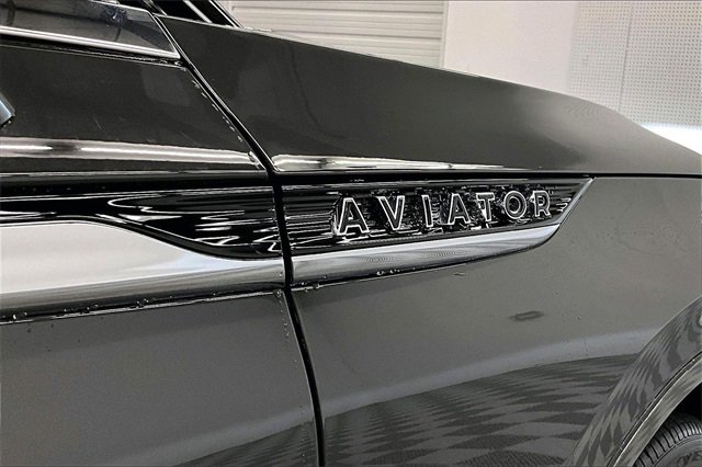 Used 2024 Lincoln Aviator Black Label w/ Dynamic Handling Package image 10