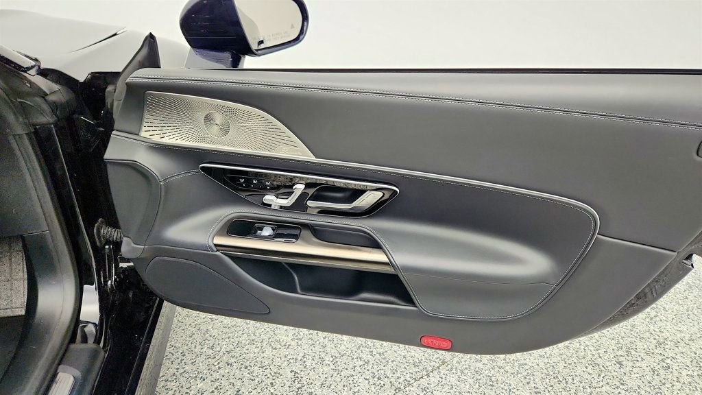 Used 2022 Mercedes-Benz SL 55 AMG 4MATIC image 25