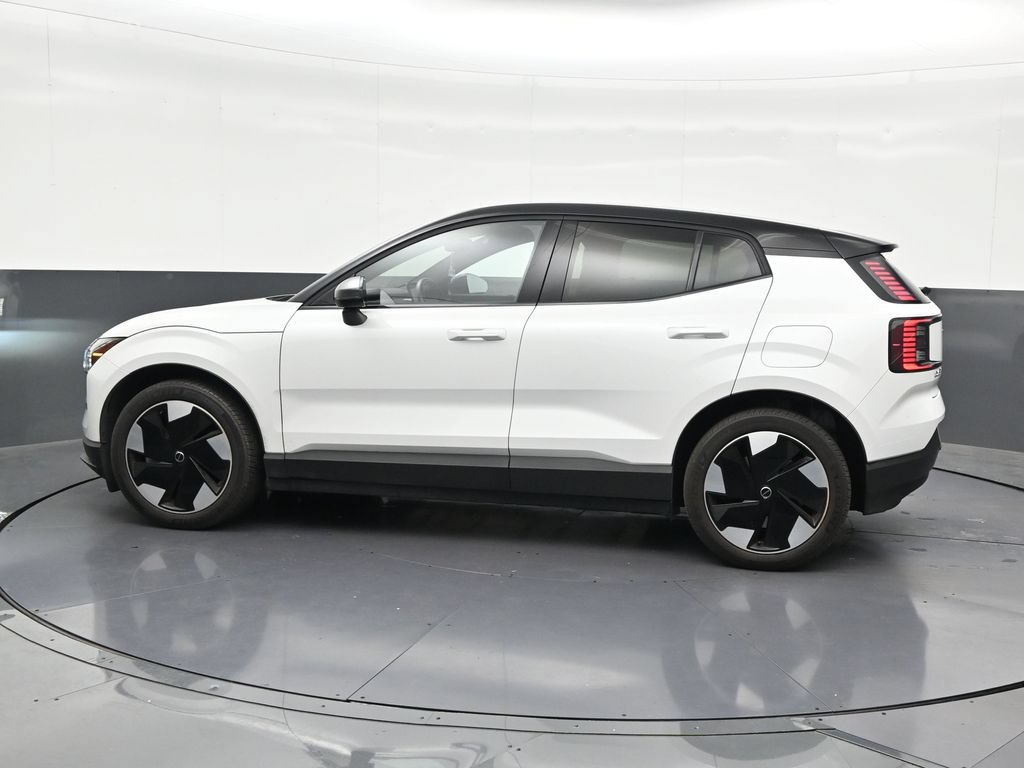 Certified 2025 Volvo EX30 Plus AWD/4WD image 2