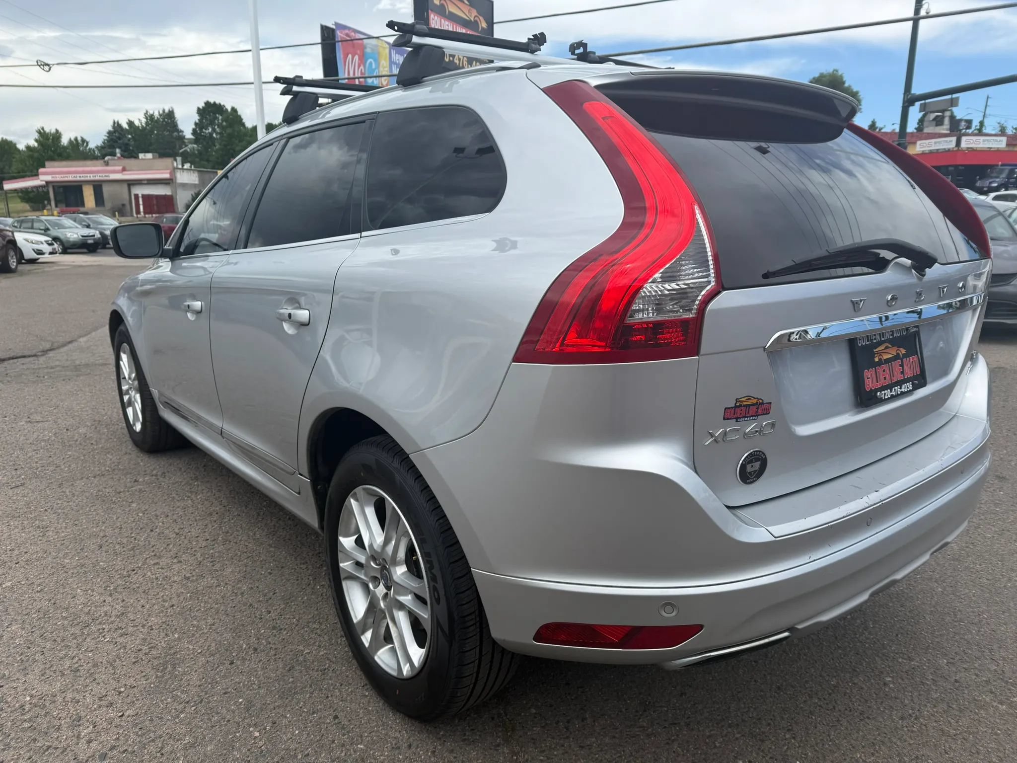 Used 2016 Volvo XC60 T5 Premier w/ Protection Package AWD/4WD image 6