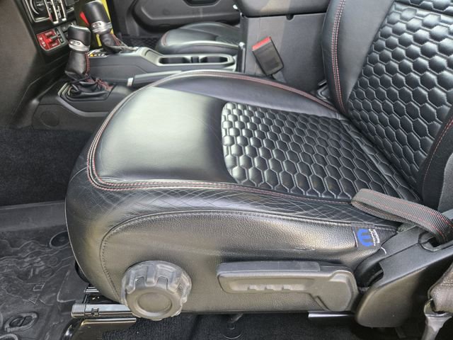 Used 2022 Jeep Wrangler Unlimited Rubicon w/ LED Lighting Group image 27