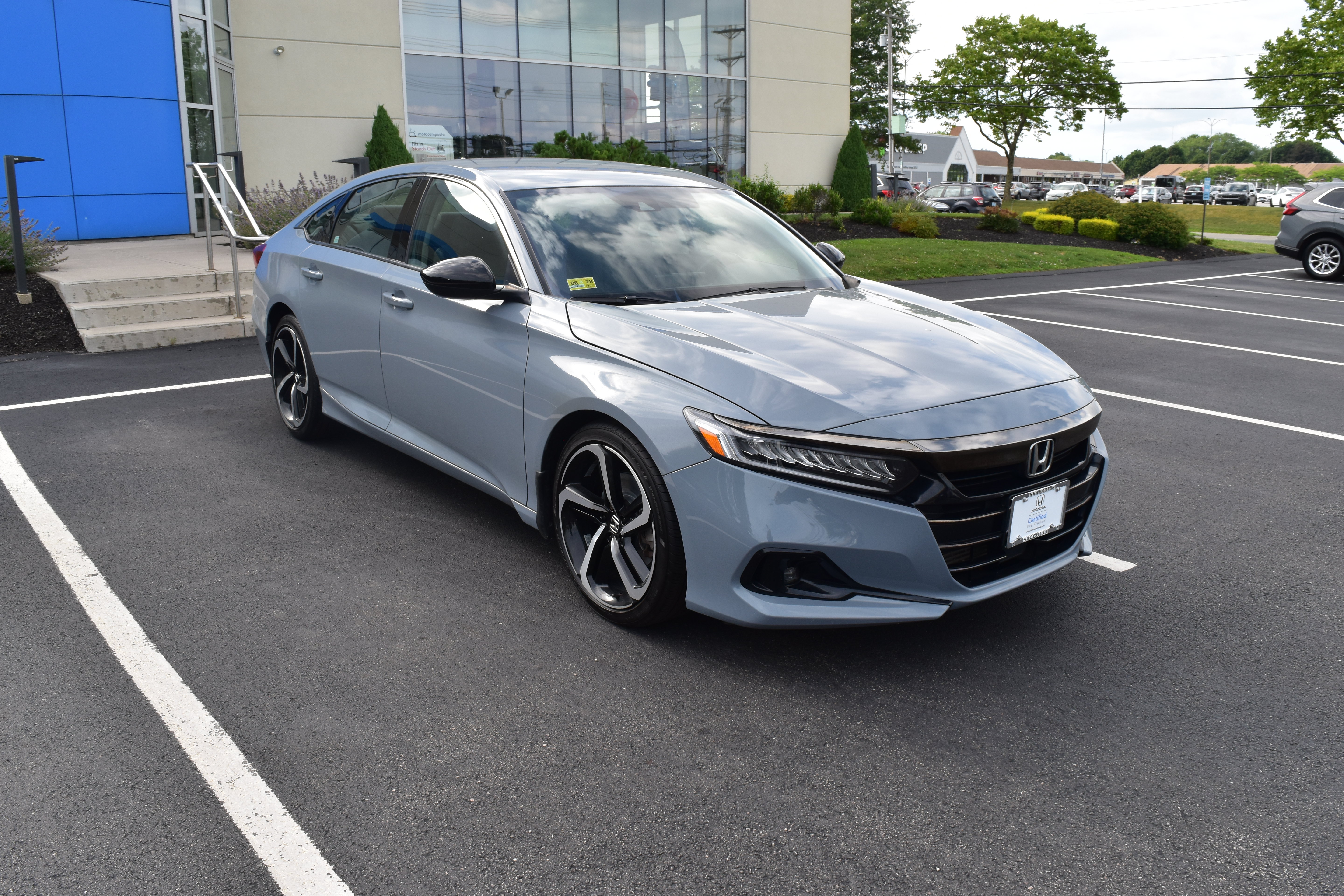 Certified 2021 Honda Accord Sport Special Edition image 2