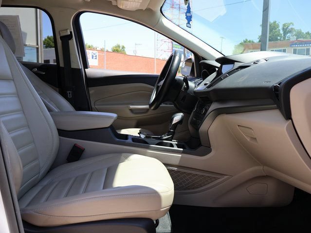 Used 2019 Ford Escape SEL AWD/4WD image 7