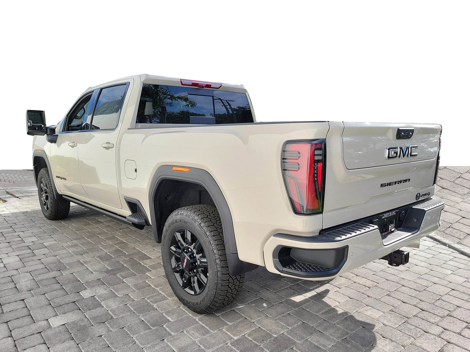 New 2026 GMC Sierra 2500 AT4 w/ AT4 Premium Plus Package image 4