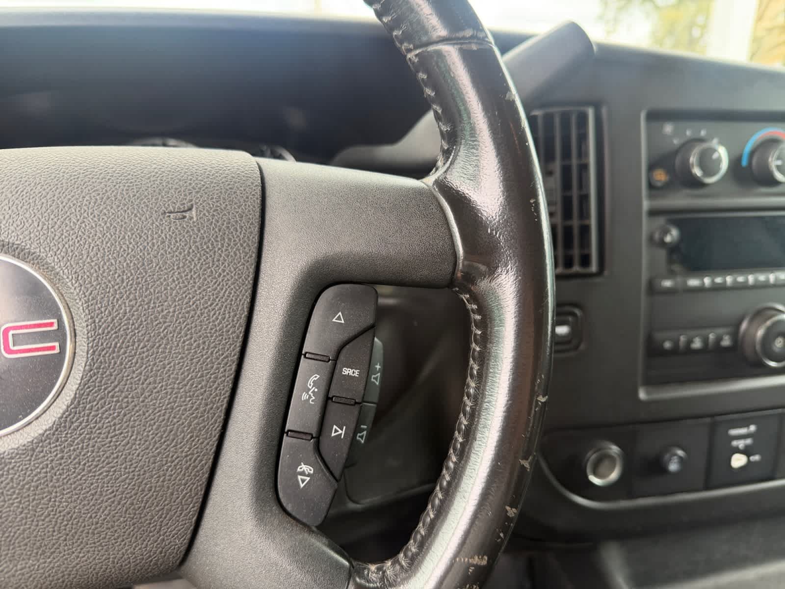 Used 2022 GMC Savana 3500 LS RWD image 19
