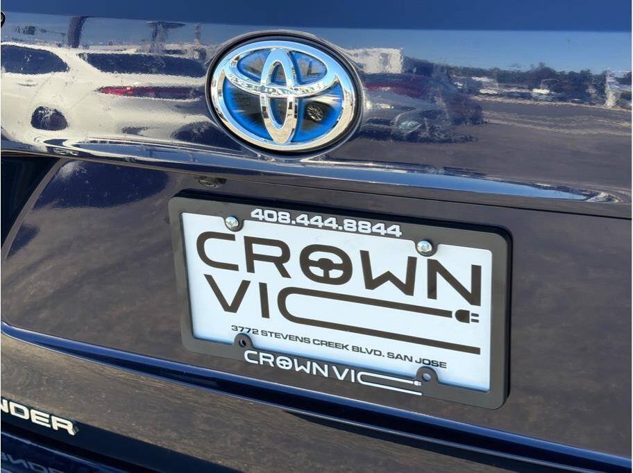 Used 2020 Toyota Highlander LE FWD image 22