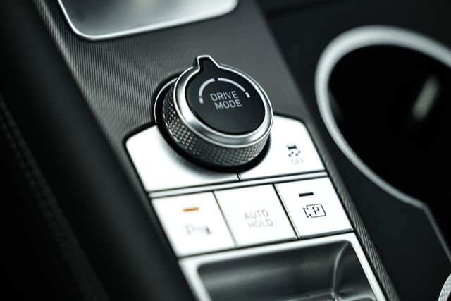 Used 2025 Genesis G70 3.3T Advanced w/ Sport Prestige Package image 38