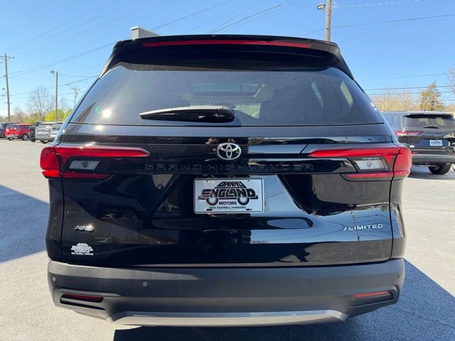 Used 2026 Toyota Grand Highlander Limited image 5