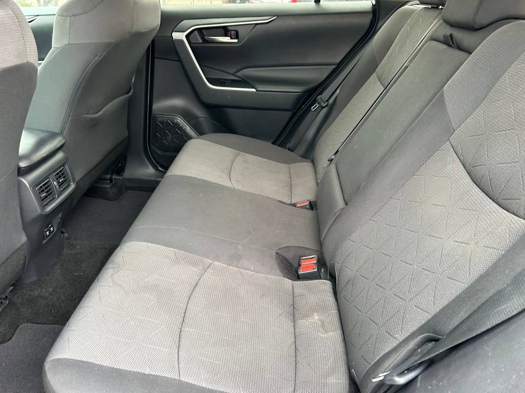 Used 2019 Toyota RAV4 XLE w/ Convenience Package AWD/4WD image 16