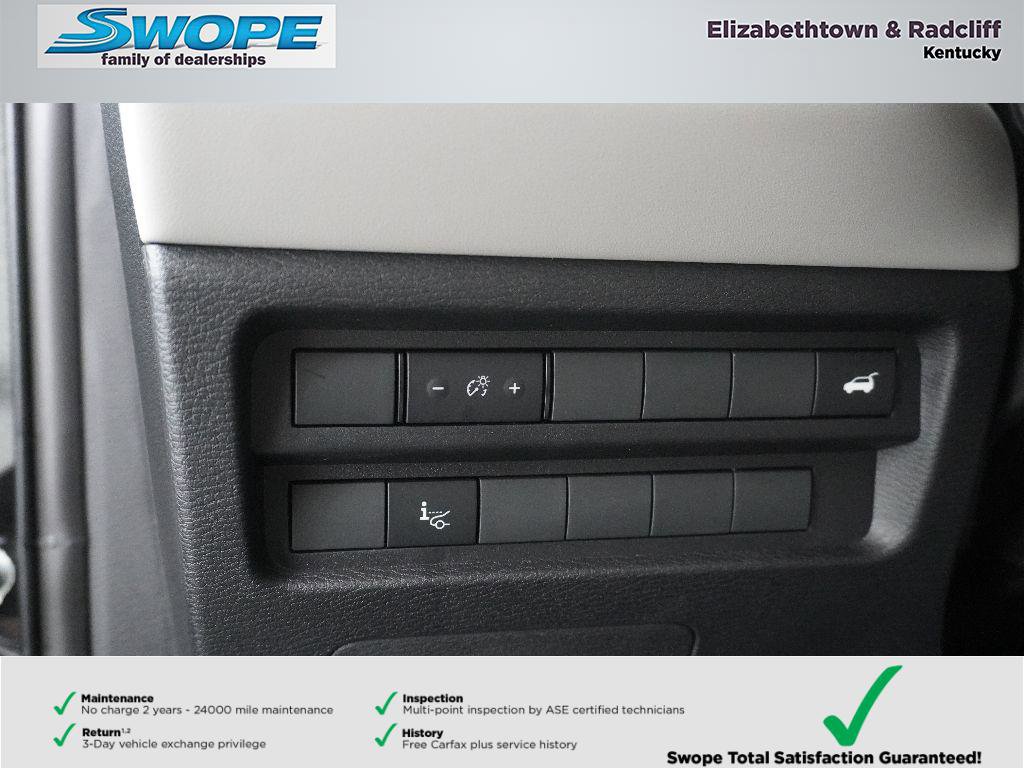 Used 2025 Mitsubishi Outlander AWD image 15