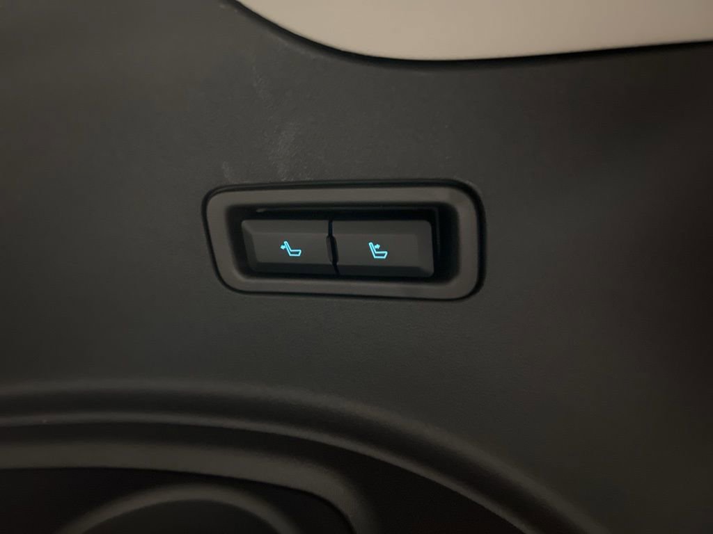 New 2026 Ford Expedition Max Platinum w/ Driver's Package image 34