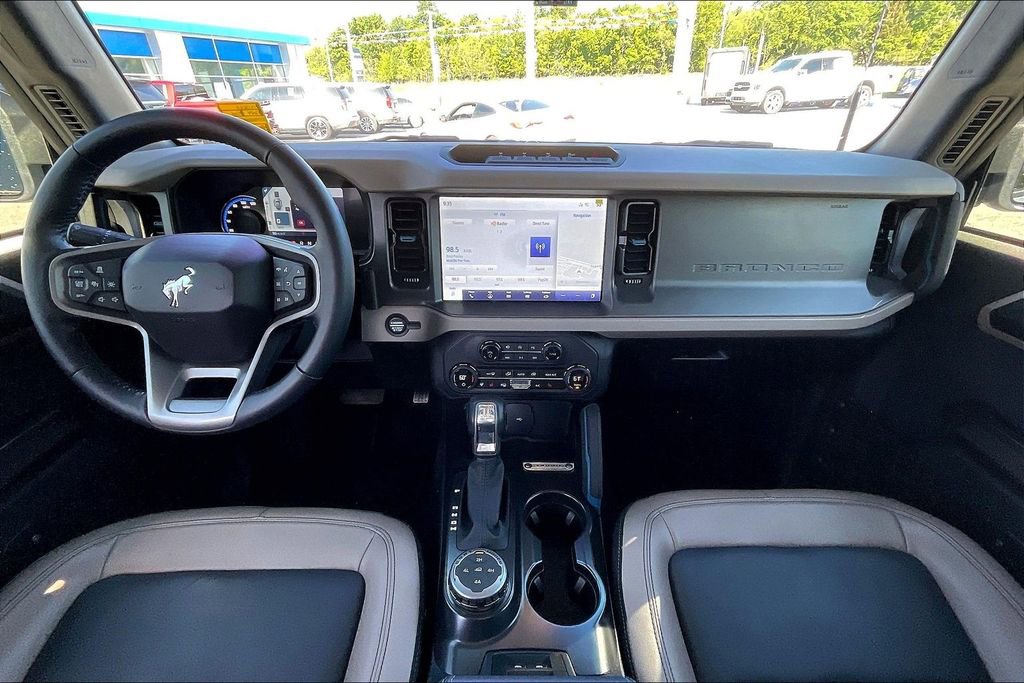 Used 2024 Ford Bronco Wildtrak AWD/4WD image 14