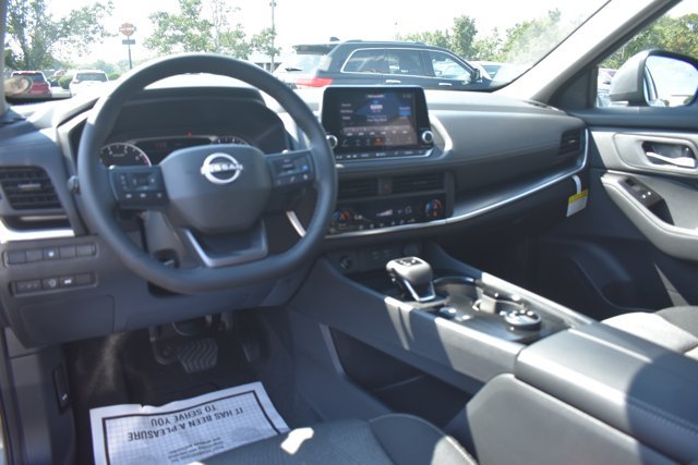 New 2026 Nissan Rogue SV AWD/4WD image 17