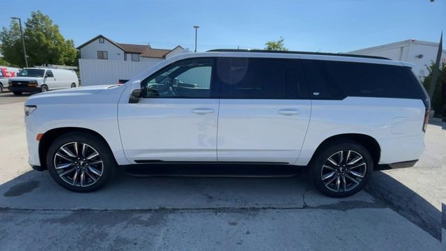 Used 2023 Cadillac Escalade ESV Sport Platinum AWD/4WD image 7