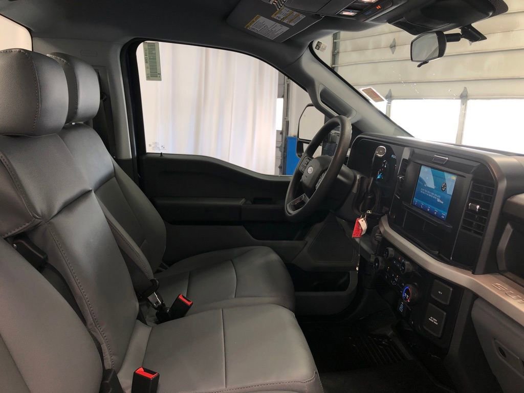 New 2026 Ford F350 XL w/ XL Chrome Package AWD/4WD image 20