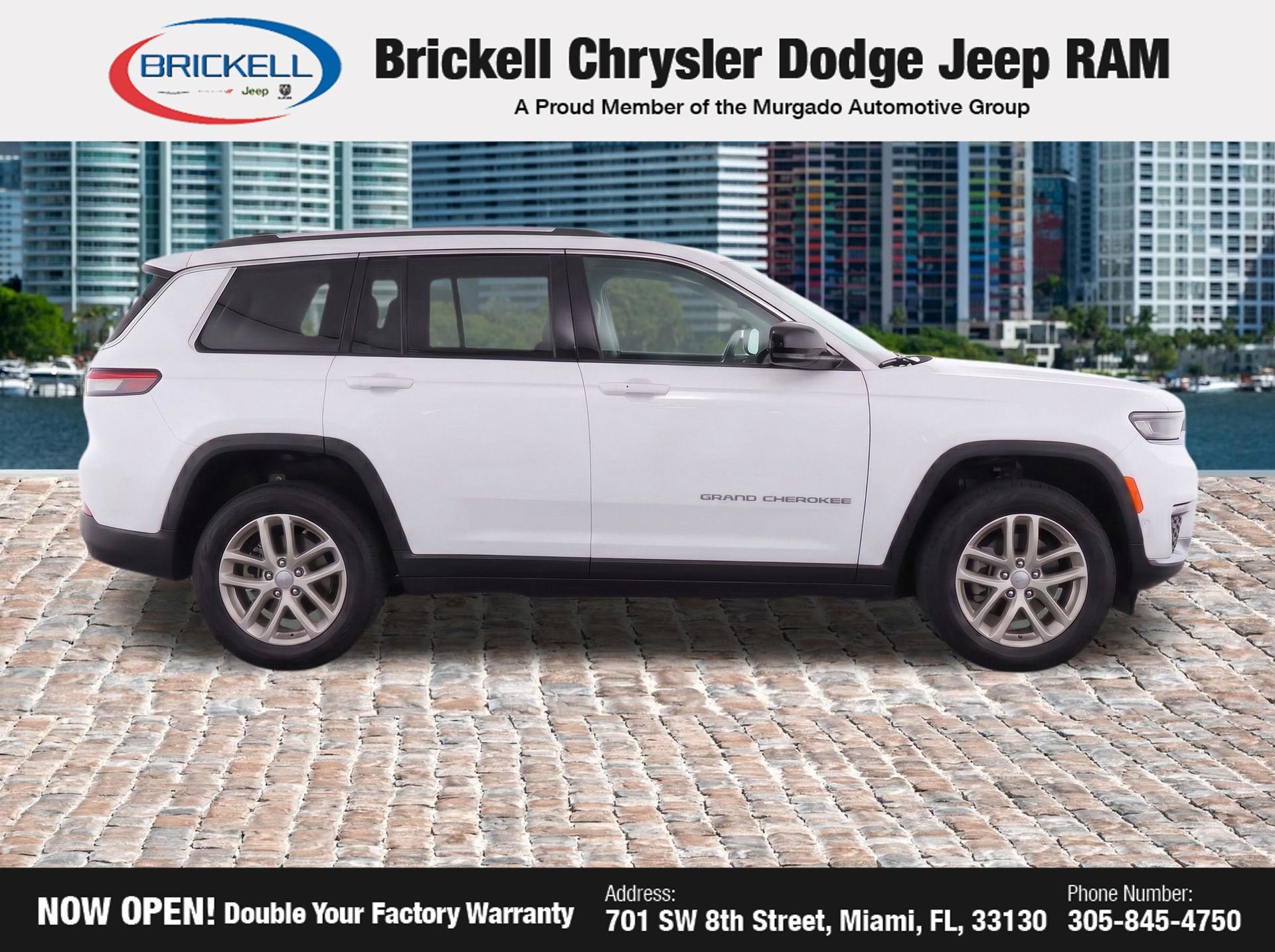 Used 2023 Jeep Grand Cherokee L Laredo RWD image 8