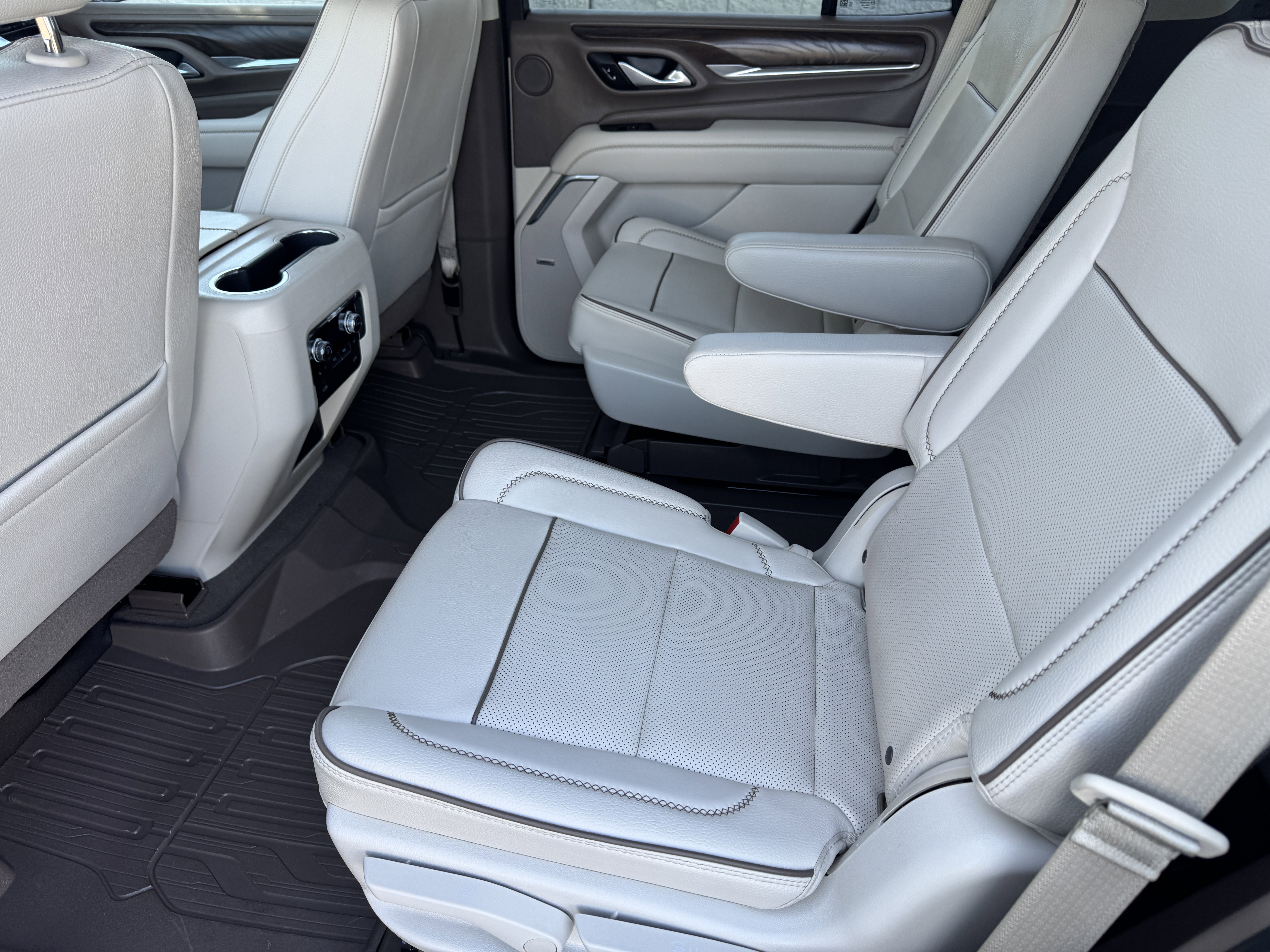 Certified 2021 GMC Yukon Denali image 15