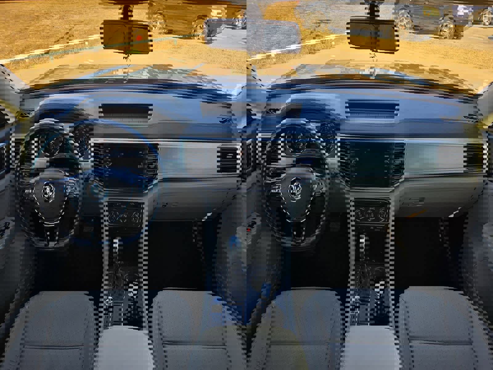 Used 2018 Volkswagen Atlas SE image 15