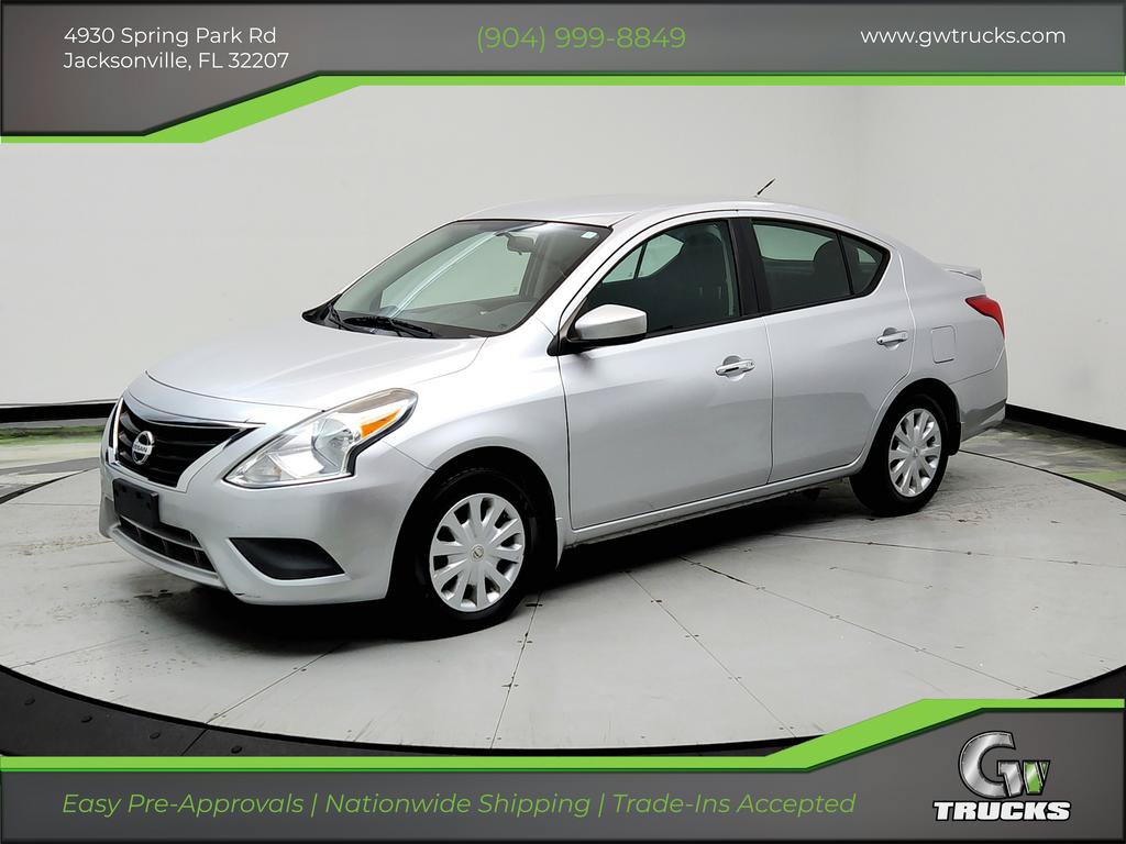 Used 2016 Nissan Versa SV FWD image 1