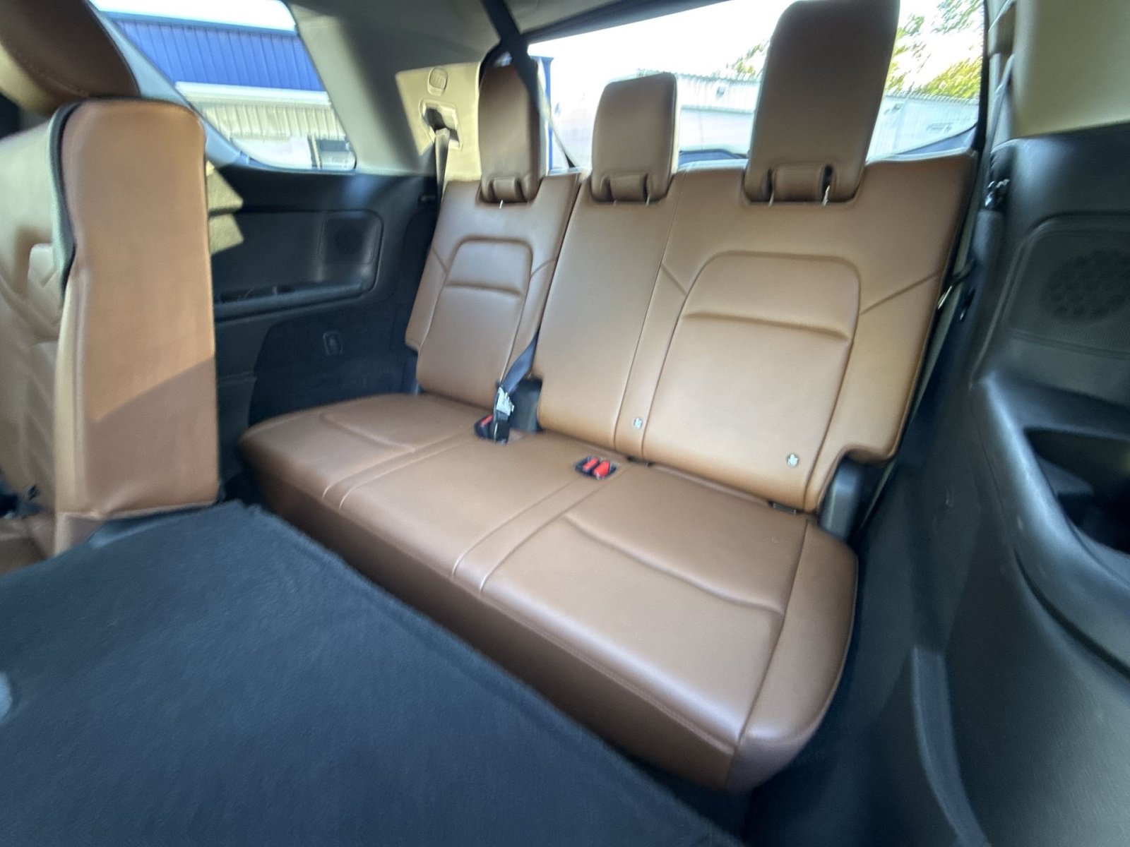 Used 2023 Nissan Pathfinder Platinum w/ Lighting Package (N93) AWD/4WD image 34