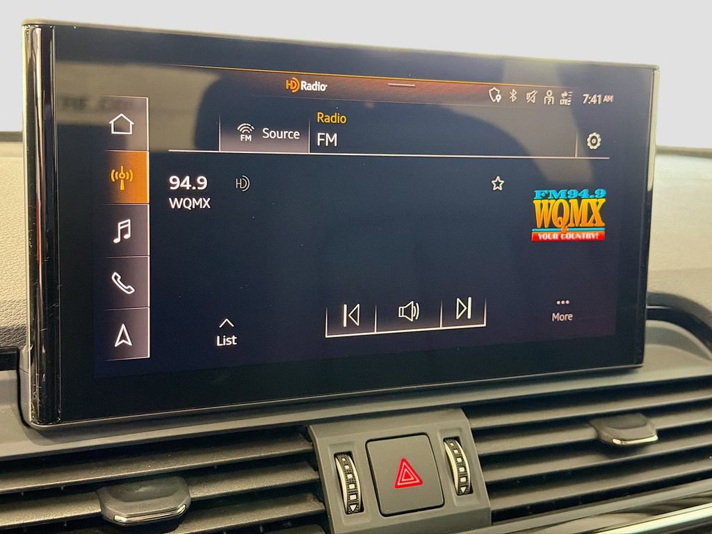 Used 2023 Audi Q5 2.0T Premium w/ Convenience Package image 13