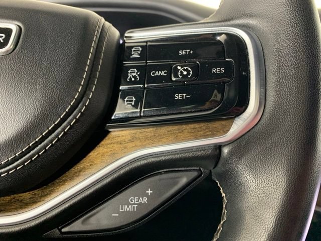 Used 2023 Jeep Grand Wagoneer Series II AWD/4WD image 34