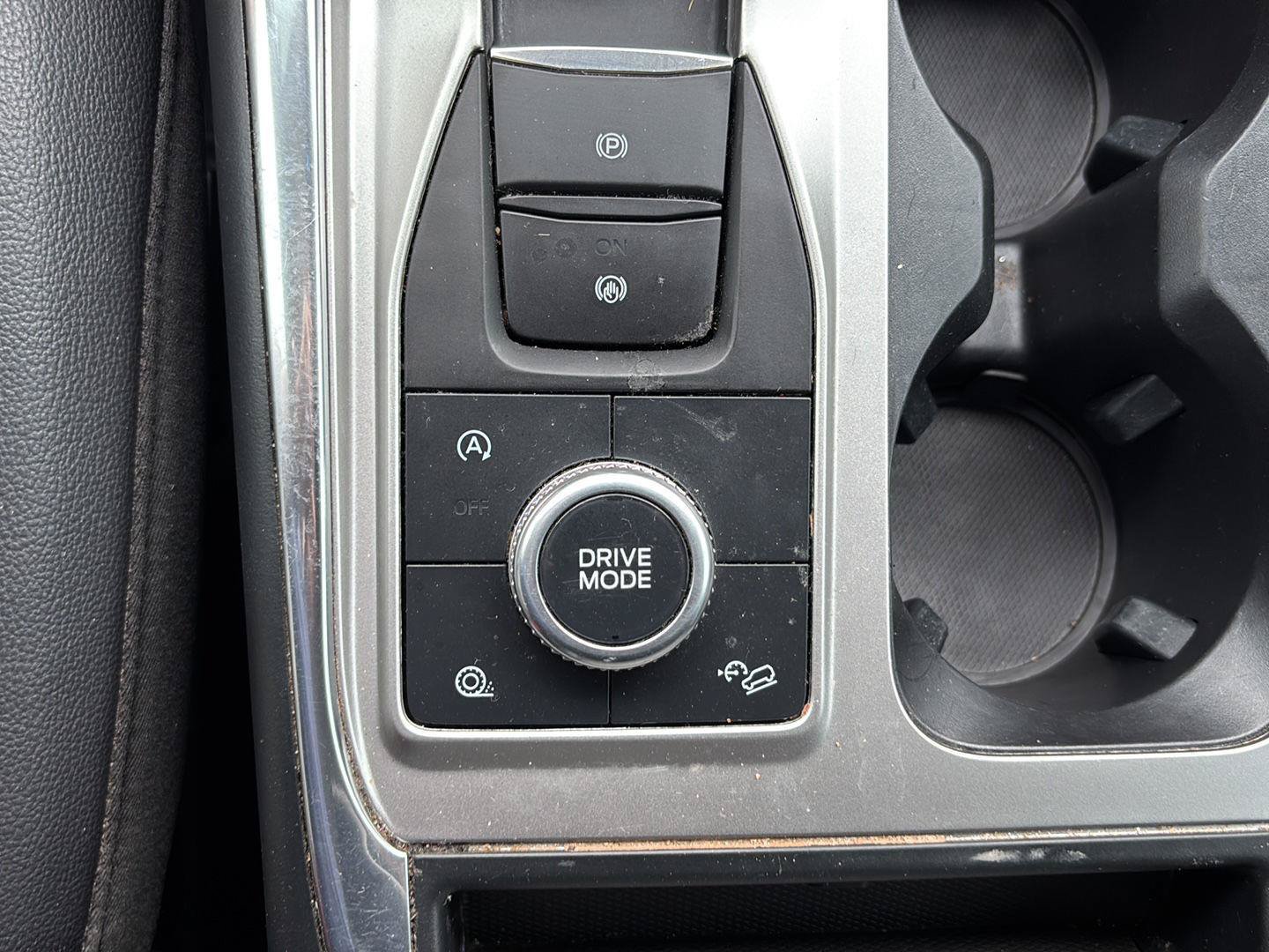 Used 2021 Ford Explorer XLT w/ Equipment Group 202A AWD/4WD image 58