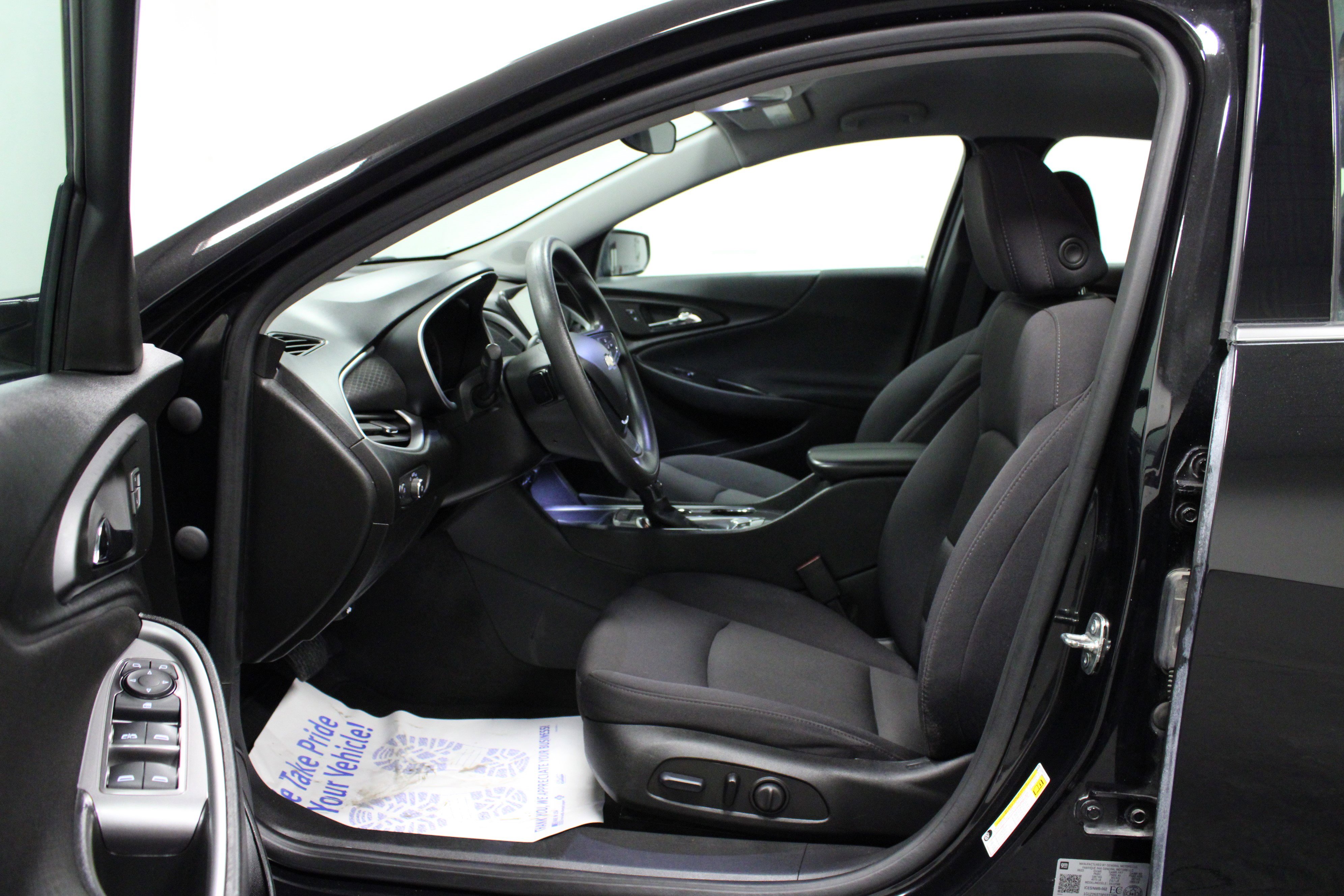 Used 2023 Chevrolet Malibu LT image 12