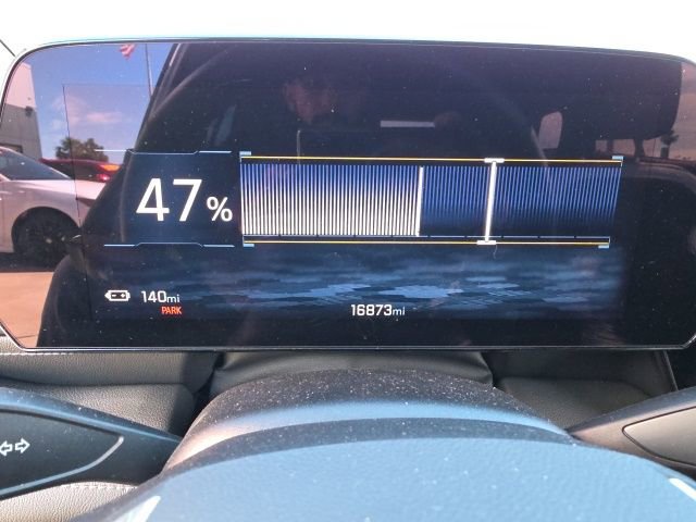 Used 2024 Chevrolet Blazer EV LT image 16