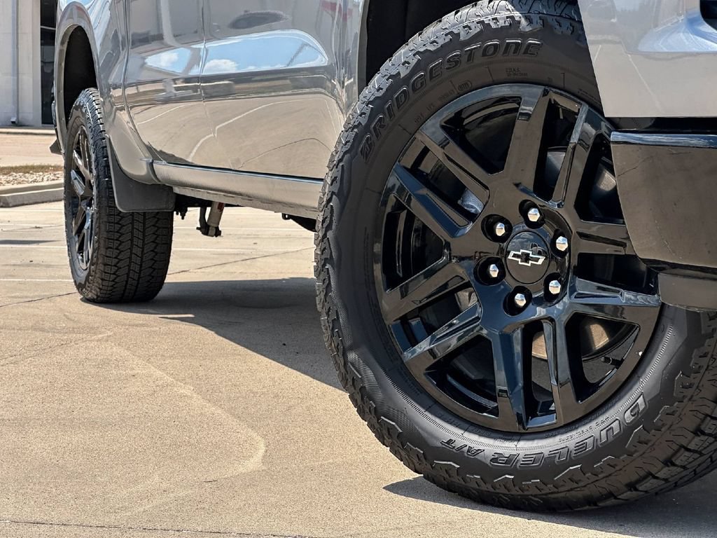Used 2026 Chevrolet Silverado 1500 LT Trail Boss w/ Convenience Package II AWD/4WD image 9