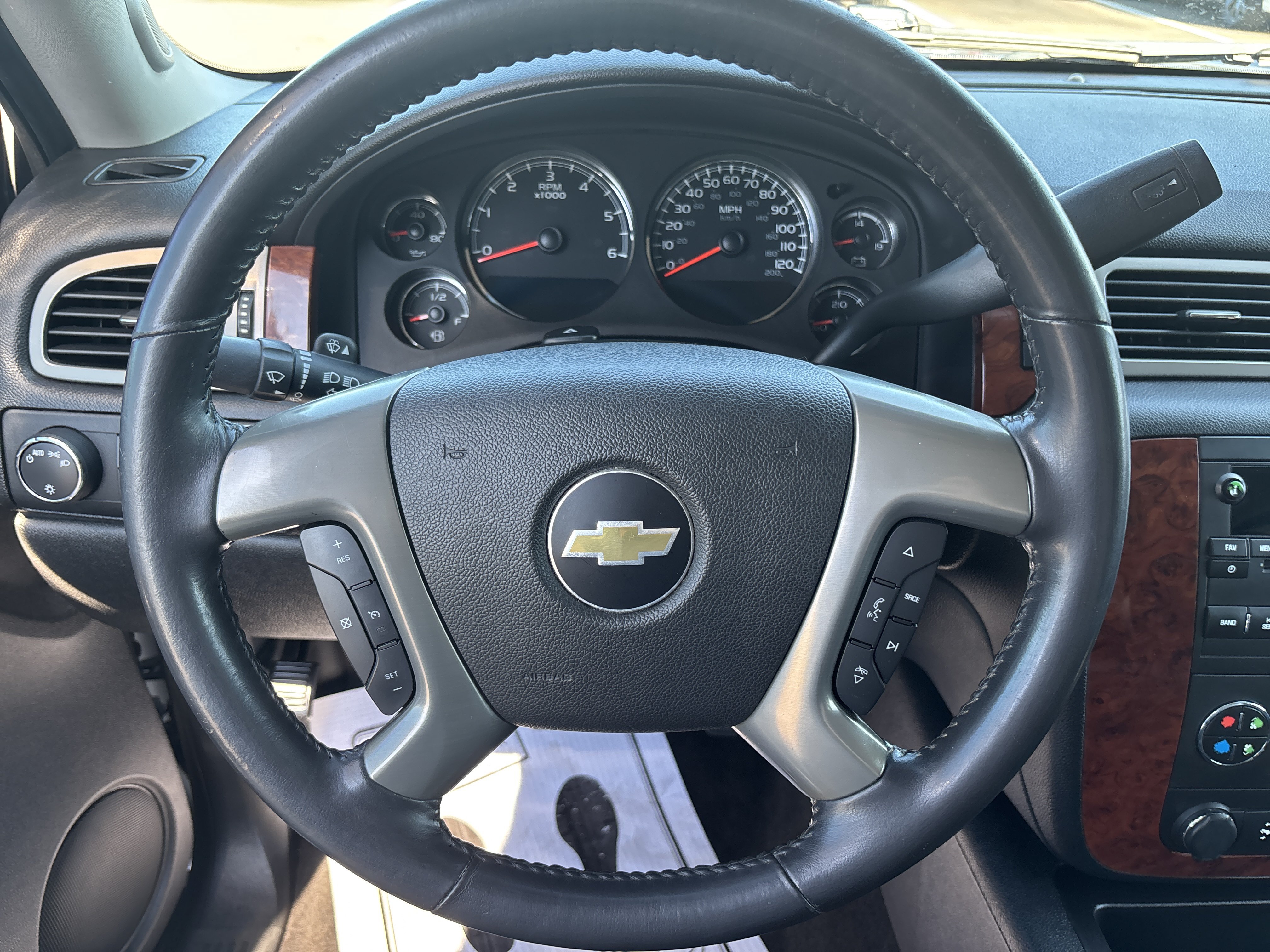 Used 2012 Chevrolet Avalanche LT RWD image 14