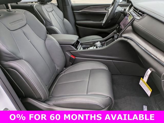 New 2025 Jeep Grand Cherokee L Overland w/ Advanced Protech Group III image 32