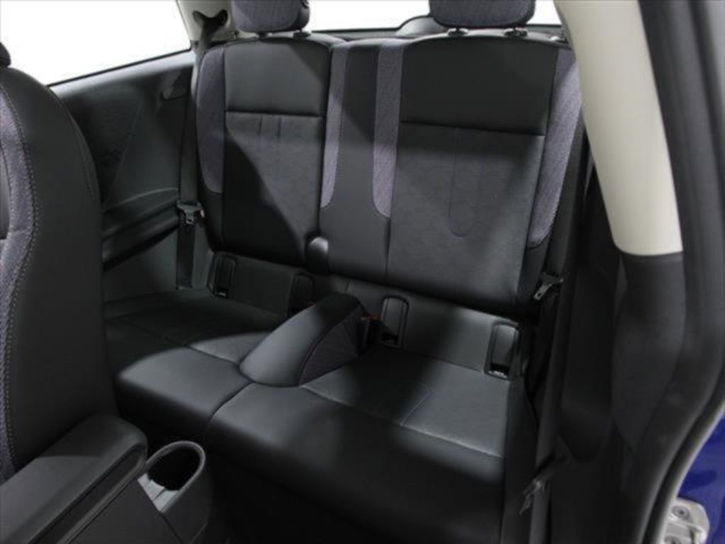 Certified 2025 MINI Cooper S image 22