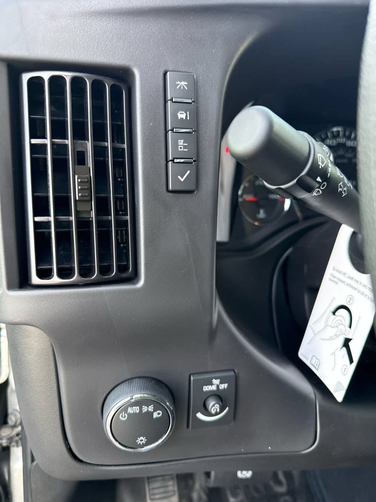 New 2025 GMC Savana 2500 w/ Driver Convenience Package RWD image 18