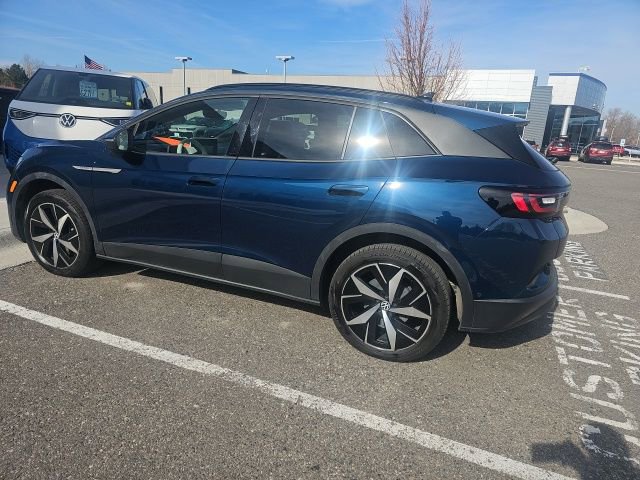 Used 2023 Volkswagen ID.4 Pro S image 4