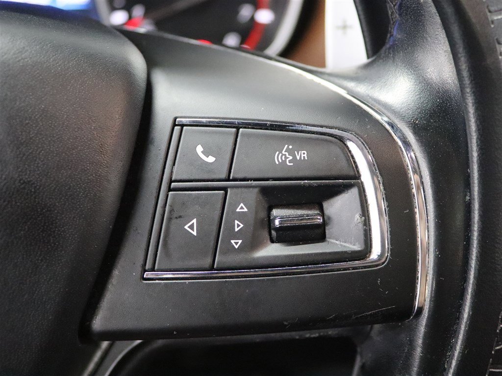 Used 2019 Maserati Levante AWD/4WD image 32