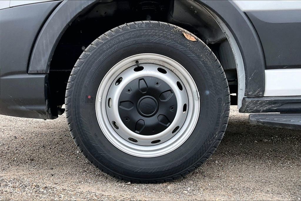 Used 2024 Ford Transit 250 148 Medium Roof w/ Upfitter Package image 33