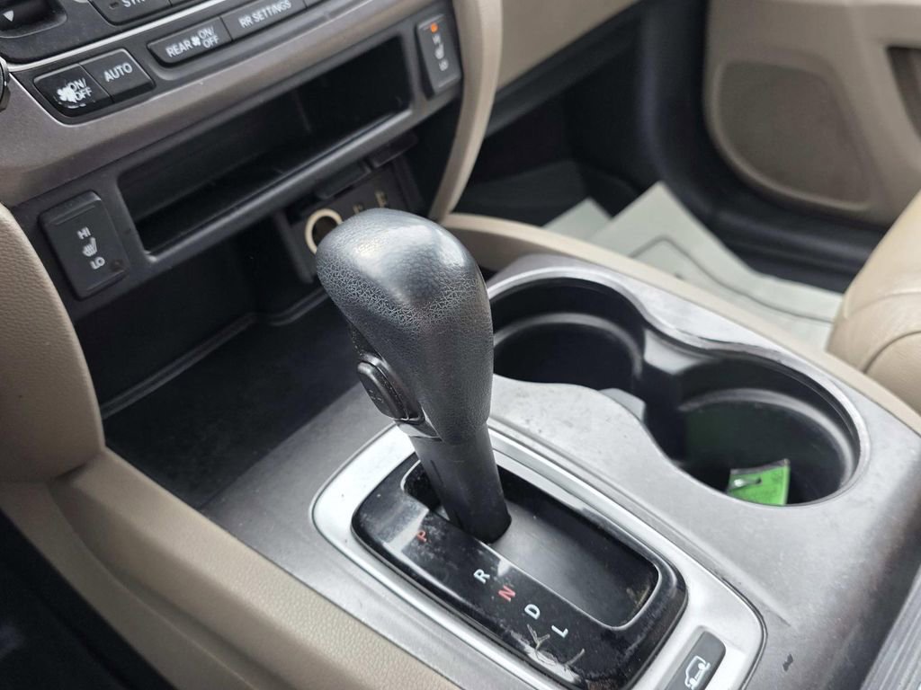 Used 2017 Honda Pilot EX-L image 11