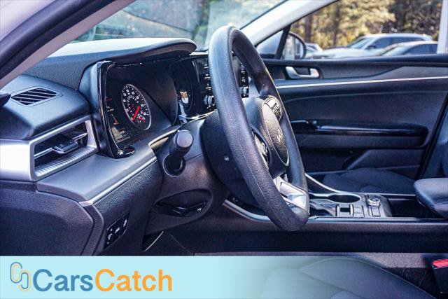 Used 2022 Kia K5 LXS image 28