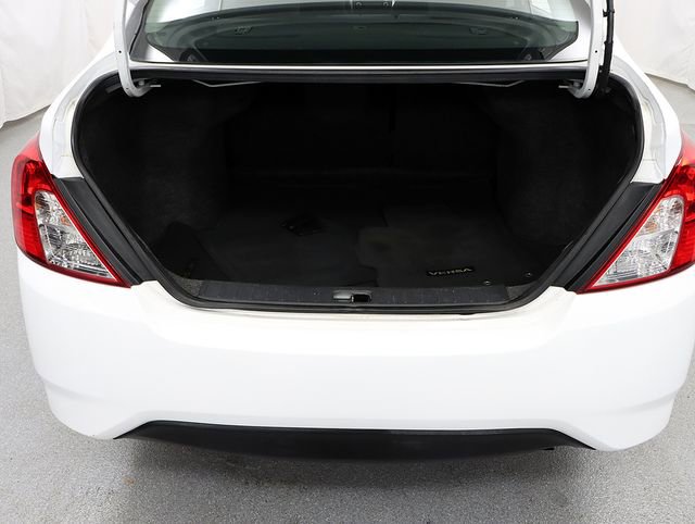 Used 2016 Nissan Versa SV image 25