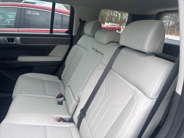 Used 2024 Hyundai Santa Fe SEL image 13