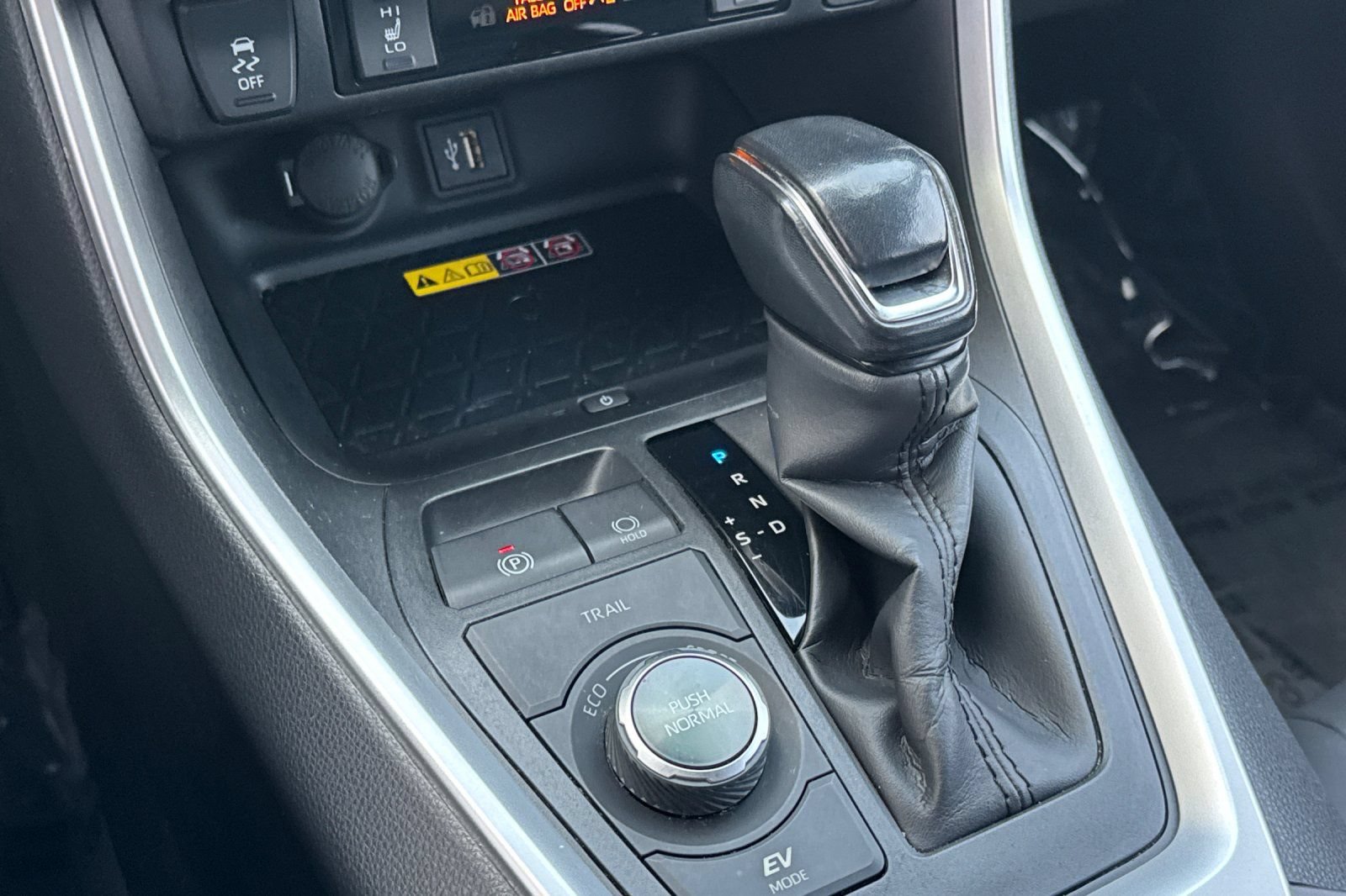 Certified 2023 Toyota RAV4 XSE AWD/4WD image 27