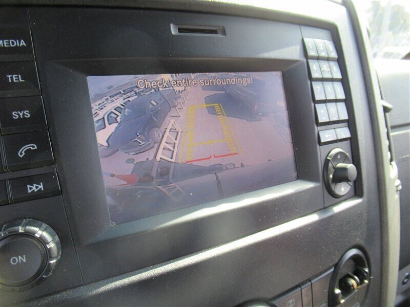 Used 2018 Mercedes-Benz Sprinter 2500 image 31