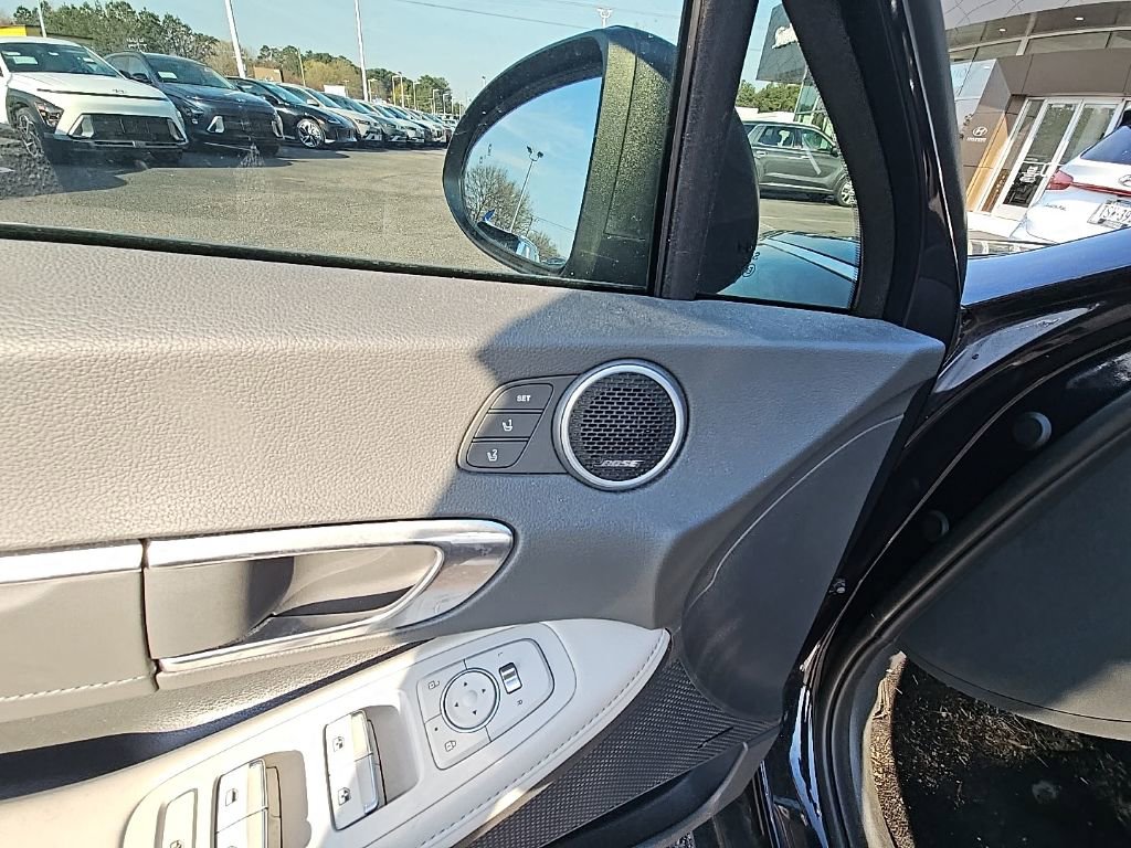 Used 2023 Hyundai Sonata Limited image 16