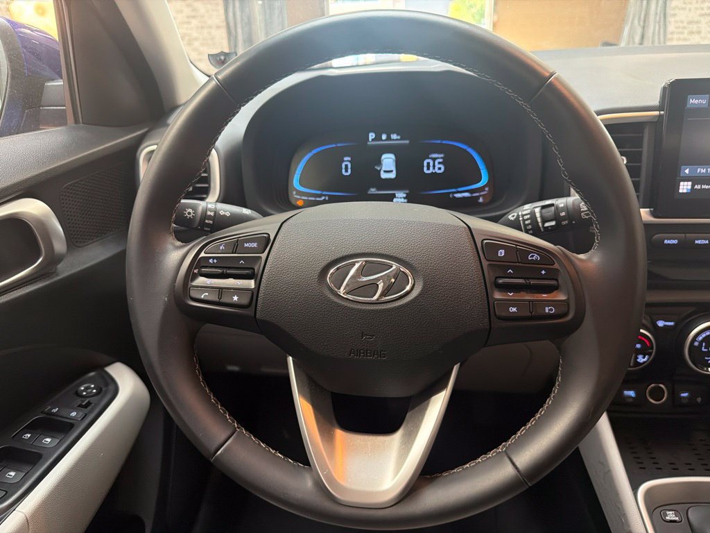 Certified 2026 Hyundai Venue SEL FWD image 19